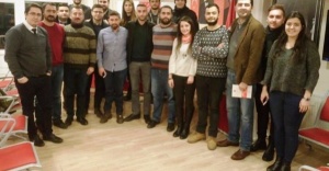 Ataşehir'de CHP'li gençlerden referandum startı