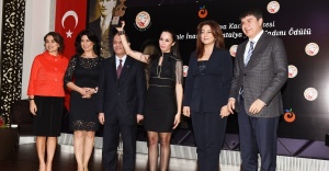 Antalya Kadın Müzesi, “Jale İnan Yılın Kadını Ödülü” Avukat Sibel Önder’in