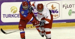 Buz hokeyinde Rusya'ya 42-0 mağlup oldu