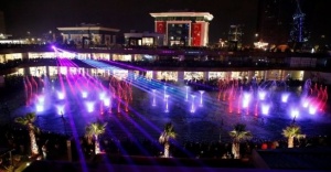 Watergarden Ataşehir’de  Sevgililer Günü’nde aşk şarkılı su şovu