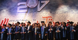 BÜLENT ECEVİT ÜNİVERSİTESİNDE MEZUNİYET COŞKUSU