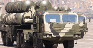 Türkiye Rusya'dan S-400 hava savunma sistemi alacak.