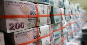 TL Dolar karşısında 7 ay üst üste değer kazandı