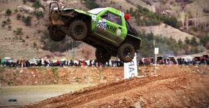 Vezirköprü´de Çifte Yarışlı Offroad Festivali