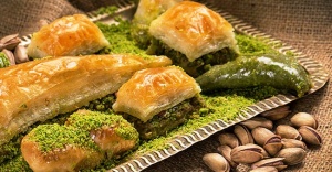 AB'nin tescil ettiği  Antep baklavasının yapımı