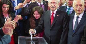 Kemal Kılıçdaroğlu yeniden CHP Genel Başkanı seçildi