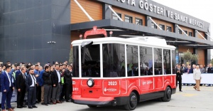 İBB'NİN SÜRÜCÜSÜZ VE ELEKTRİKLİ ARACI TANITILDI