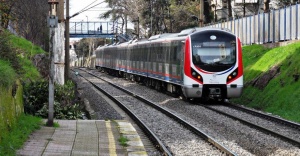 Halkalı-Gebze Banliyö Hattı'nda test treni raylarda
