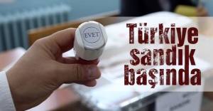 TÜRKİYE SANDIK BAŞINDA