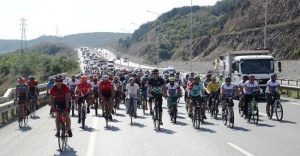 Bisikletle 3 Saatte 50 KM Yol Yaptı