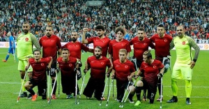 Türkiye, İrlanda'yı 4-0 yenerek çeyrek finale yükseldi.