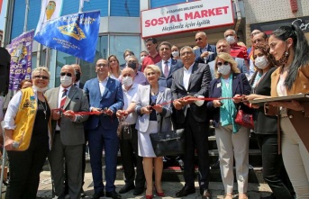 ATAŞEHİR’DE SOSYAL MARKET’İN RESMİ AÇILIŞI YAPILDI