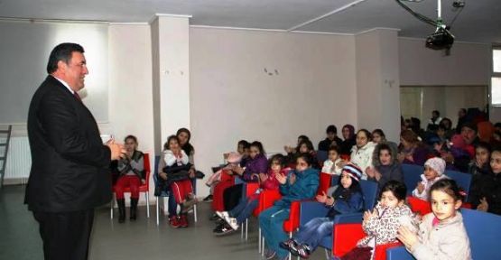 Trabzon Çaykara Derneği’nde çocuk tiyatrosu sahnelendi