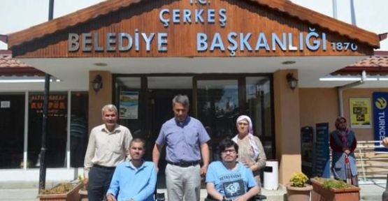Uzunkaraca Ailesi Çerkeş Belediyesini Ziyaret Etti