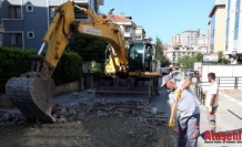Ataşehir'de yol bakım ve onarım çalışmaları aralıksız sürüyor