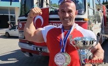 Uğur Gökçe, İspanya’dan çift madalya ile Türkiye’ye döndü