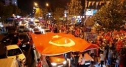 Ak Parti Ataşehir Demokrasi Nöbetinde 2016