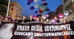 Kadınlar Ataşehir’de Hak ve Emekleri İçin Yürüdüler