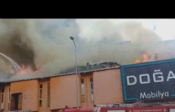 Ataşehir, Ferhatpaşa Mahallesi, Doğa Mobilya Yangın
