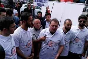 Ak Parti Ataşehir İlçe Gençlik Kolları, Gençlik Demokrasiye Pedallayor" etkinliği Fotoları