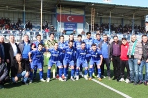 Ataşehir Çamoluk Spor Şamiyonluk Fotoları