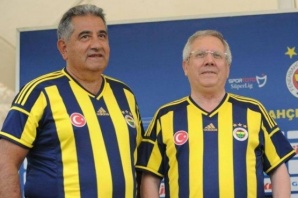 Fenerbahçe 2014/2015 Formalarını Tanıttı