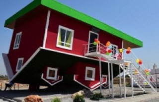 Türkiye'nin ilk ters evi Antalya'ya inşa...