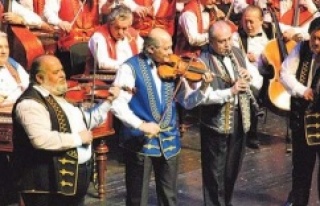 Budapeşte Gypsy Senfoni Orkestrası Ataşehir'de...