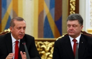 Ankara-Kiev yakınlaşması: Poroşenko Türkiye’ye...