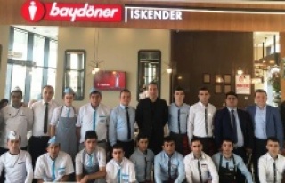 Baydöner'in Yeni Şubesi Axis AVM'de Açıldı