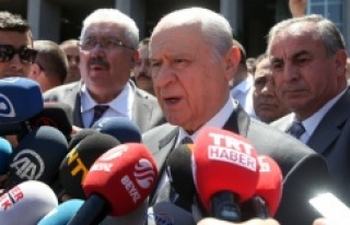 Bahçeli'den OHAL kararına destek