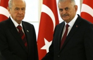 Başbakan Yıldırım ve Bahçeli'den ortak açıklama