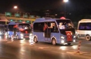 İstanbul'da minibüsçülerden 15 Temmuz protestosu