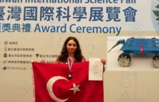 Türk kızının tarım robotu dünya ikincisi oldu
