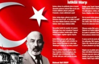 İstiklal Marşının Kabulü, Mehmet Akif Ersoy