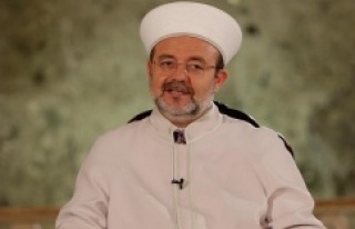 Diyanet İşleri Başkanı Görmez'den bayram...