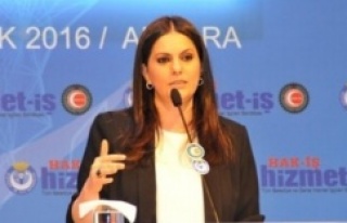 BAKAN SARIEROĞLU'NDAN 24 TEMMUZ GAZETECİLER...