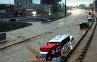 Meteoroloji kuvvetli yağış ve sel uyarısı yaptı