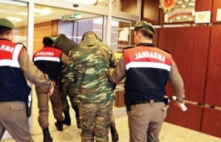 Yunanistan, iki askerinin Türkiye’de tutuklanmasını...