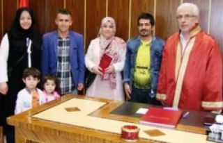 Ataşehir Müftülüğünde İlk Resmi Nikah Kıyıldı