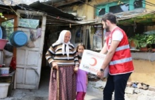 Kızılay Ramazan’da 50.000.000 lira nakdi yardım...