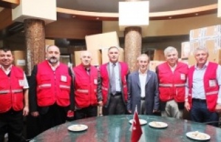 Kızılay Ataşehir Şubesi'nden Okullara Yardım