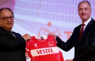 Vestel iki yıl daha Türk voleybolunun ana sponsoru