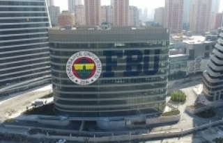 Fenerbahçe Üniversitesi dünyada ilk 500'ü...