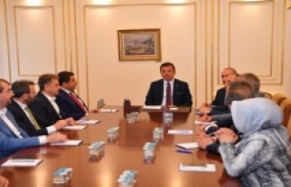 İMAMOĞLU'NA TEBRİK ZİYARETİ