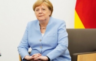 Merkel’in gizemli hastalığına ön tanı konuldu