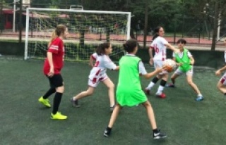Türkiye’de Kadın Futbolu Destek Bekliyor