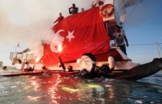 Maltepeliler havada, karada ve denizde Atatürk'ü...