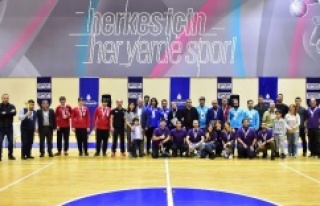 İBB’DEN GÖRME ENGELLİLERE ÖZEL SPOR ETKİNLİĞİ