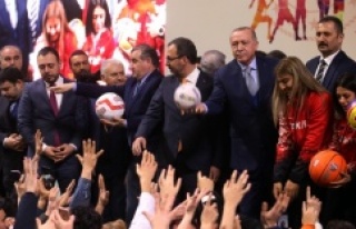 Burhan Felek Atletizm Stadını Cumhurbaşkanı Erdoğan...